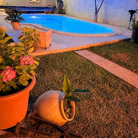 Un Nuit, Un Weekend A Vous De Choisir